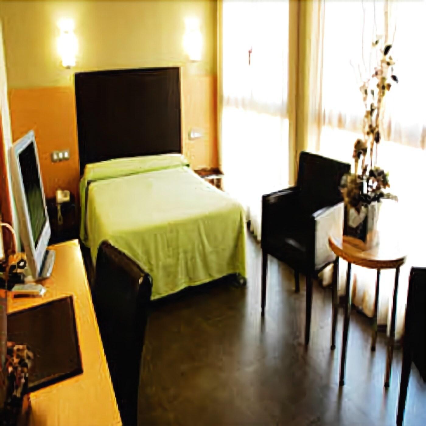 Hotel Pere III El Gran Вильяфранка-дель-Пенедес Экстерьер фото