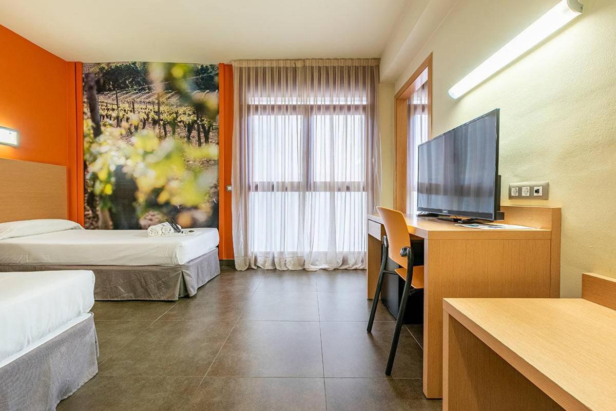 Hotel Pere III El Gran Вильяфранка-дель-Пенедес Экстерьер фото