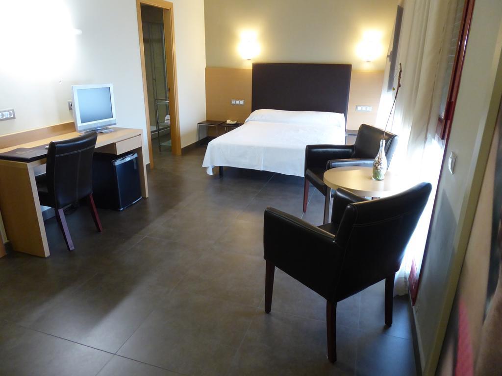 Hotel Pere III El Gran Вильяфранка-дель-Пенедес Экстерьер фото